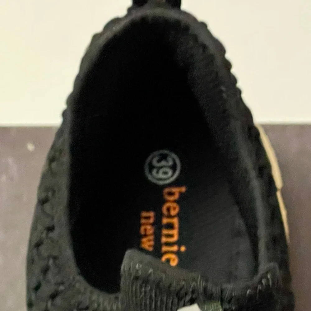 NEW BERNIE MEV PIPER MEMORY FOAM WOMENS SNEAKERS SIZE 8 BLACK - Picture 7 of 11